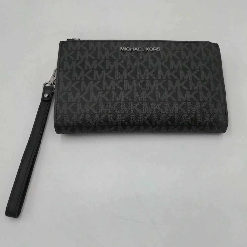 Michael Kors Jet Set Travel Double Zip
PVC Leather Wristlet Signature Black - Picture 4 of 4